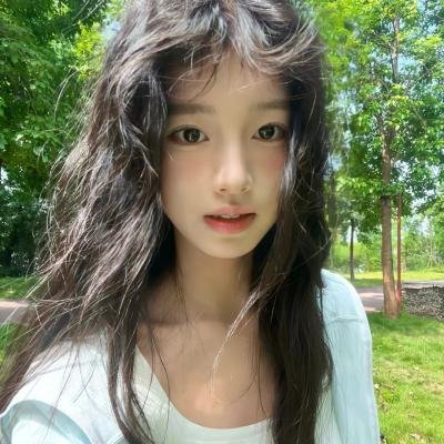 黑色池塘